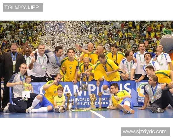 南京足球队在世界锦标赛中的比赛经验与表现分析